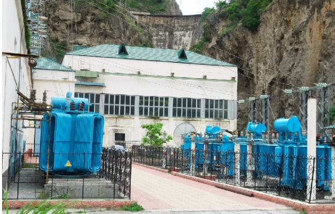 Экскурсия в здание Гергебильской ГЭС.